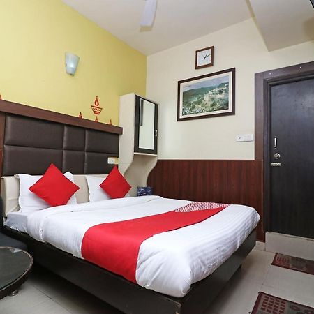 Oyo 2075 Hotel Kota Royal Kültér fotó