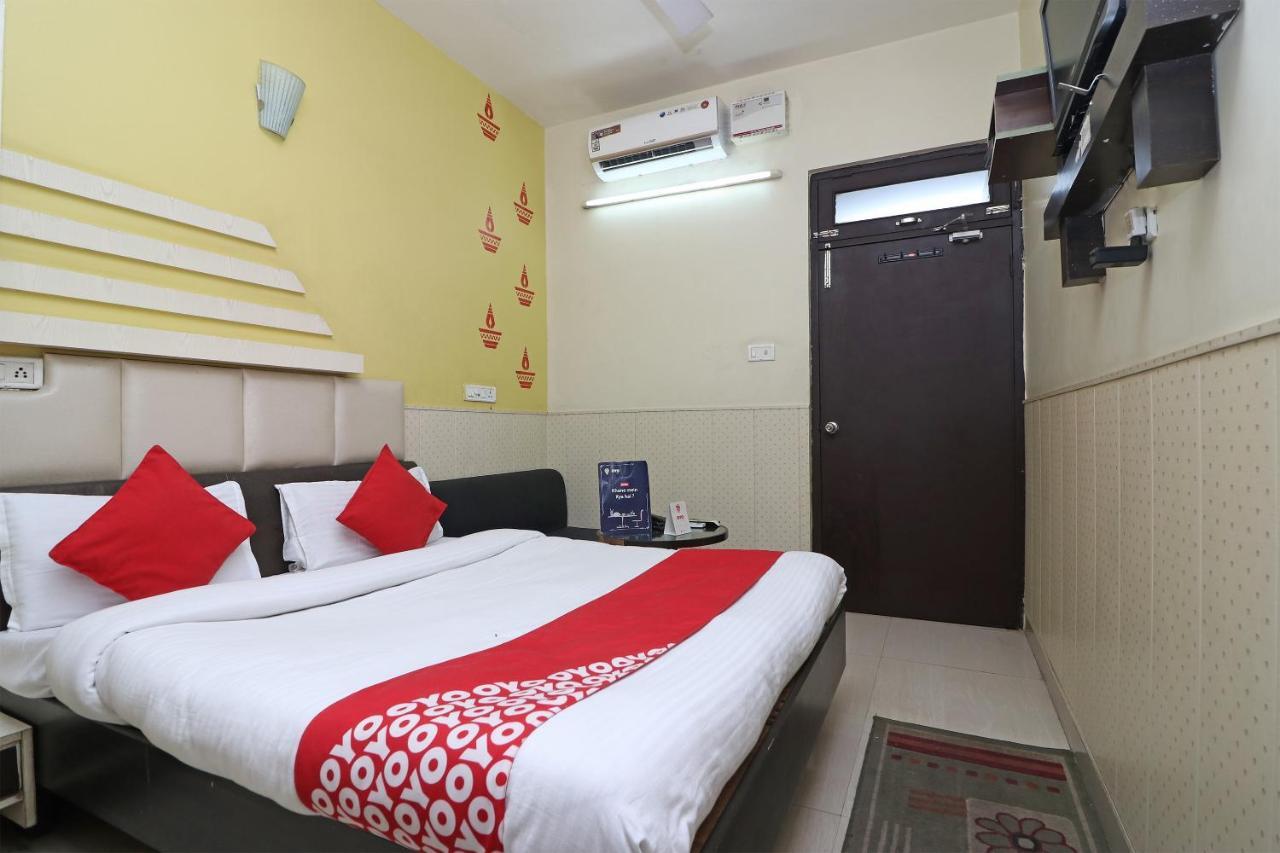 Oyo 2075 Hotel Kota Royal Kültér fotó