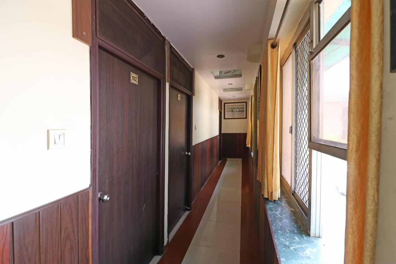 Oyo 2075 Hotel Kota Royal Kültér fotó